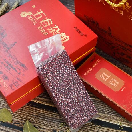 ‘熊猫体育’超凡魔术师收视率不高 一亿元的冠名费是否打水漂(图3) 熊猫体育公司