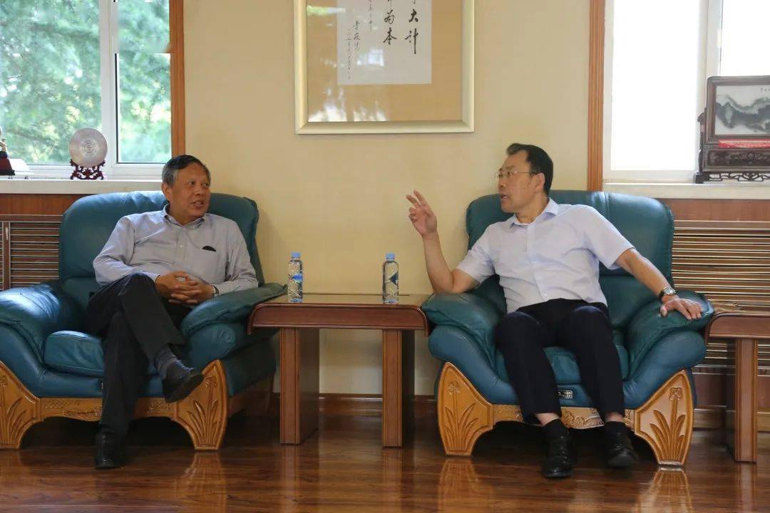 “熊猫体育首页”
【深化教育互联】同济大学一行来访(图3) “熊猫体育首页”
【深化教育互联】同济大学一行来访(图3)