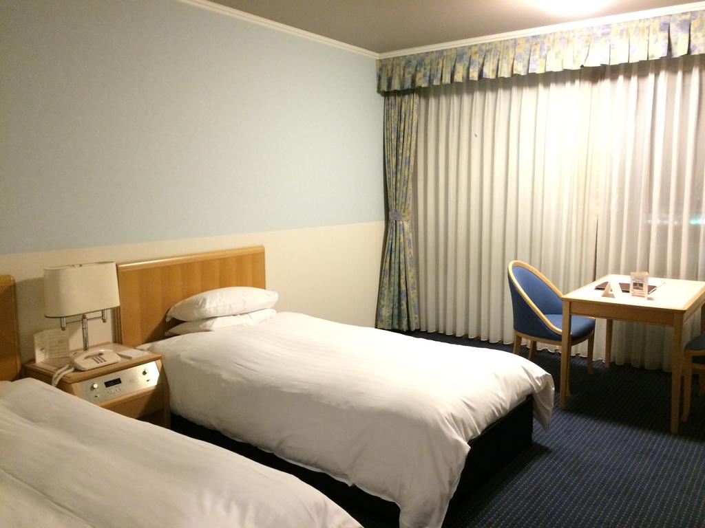 “熊猫体育首页”
【深化教育互联】同济大学一行来访(图6) 熊猫体育公司