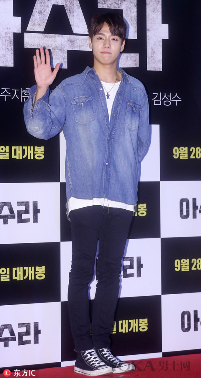 熊猫体育:又拒绝了!美财长拒向众议院民主党人提供特朗普纳税申报单男孩放学(图4) 熊猫体育首页