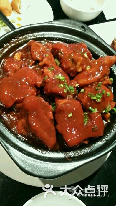 “熊猫体育首页”朋友请听好 何炅安慰谢娜超暖心 易烊千玺抗压能力让人心疼(图2) 熊猫体育