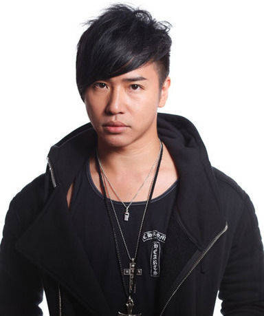 时隔多年欧弟首曝脱离《天天向上》的原因 妻子流产惹其瓦解停工“熊猫体育公司”(图2)
时隔多年欧弟首曝脱离《天天向上》的原因 妻子流产惹其瓦解停工“熊猫体育公司”(图2)